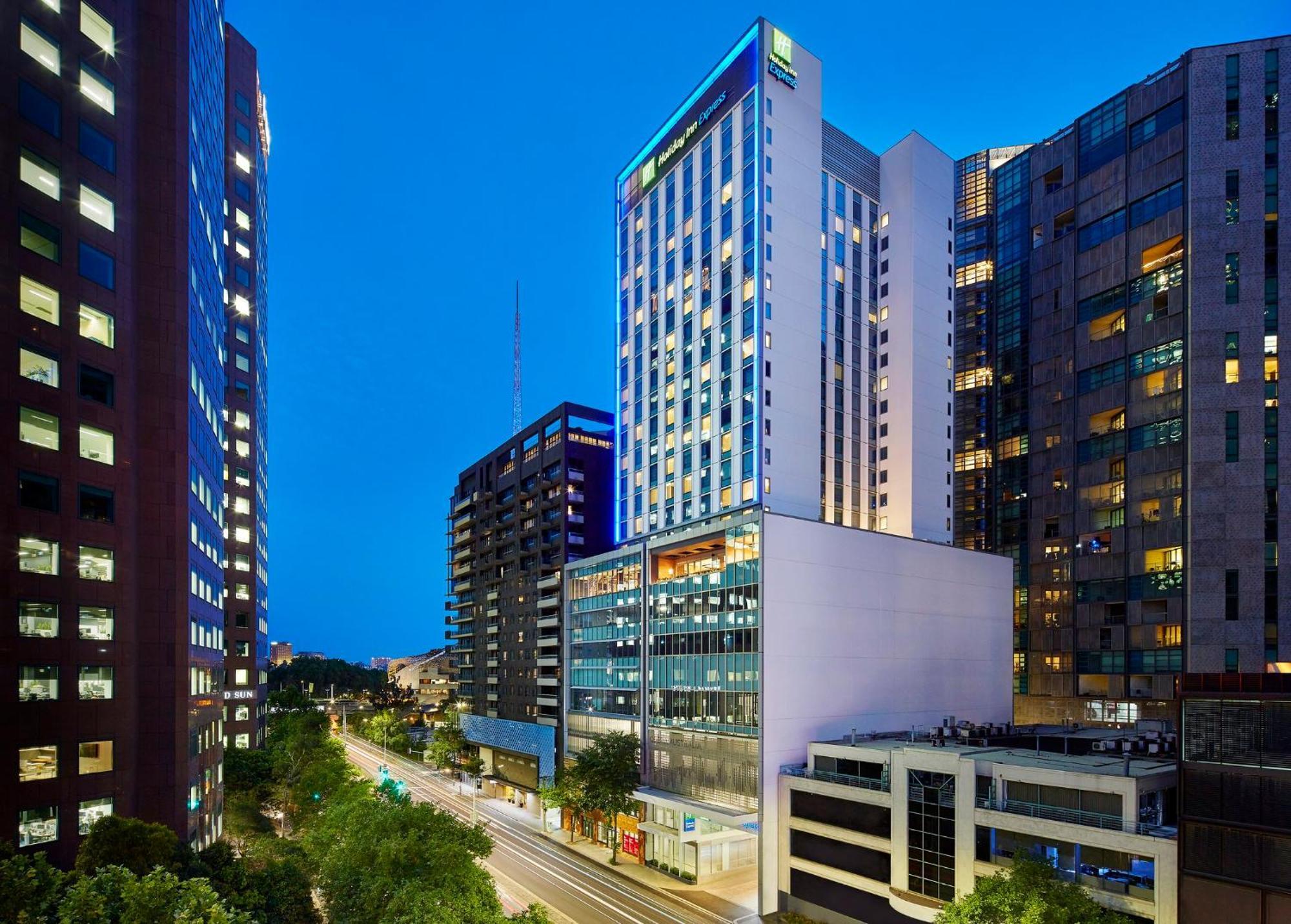 Holiday Inn Express Melbourne Southbank By Ihg Esterno foto
